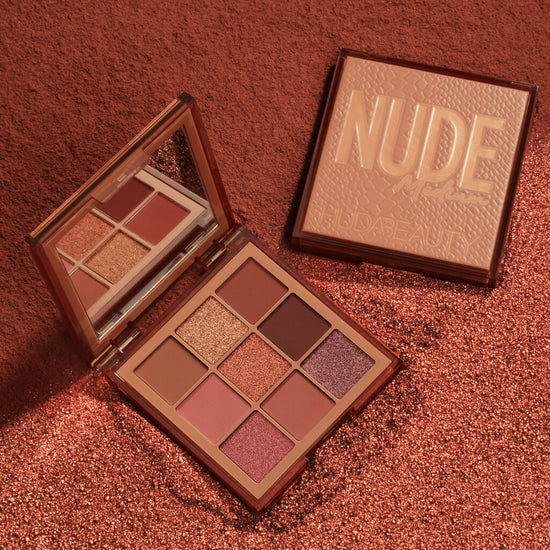 Huda Beauty Nude Obsessions Medium Eyeshadow Palette